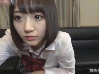 抓到随地小便的女人就该处罚! 现场打野砲来赎罪